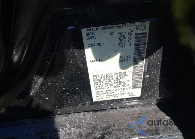 1N4AL3AP6JC252057: 44172737