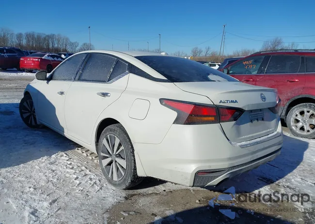 1N4BL4EV2MN304635: 44172795