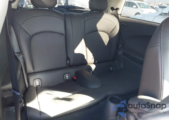 WMWXP5C58K2H96146: 44172828