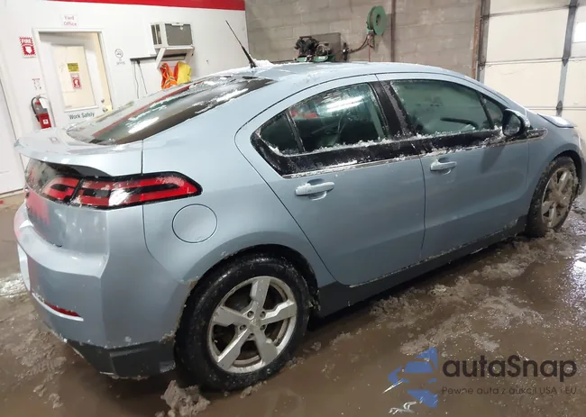 1G1RB6E41DU111860: 44172840