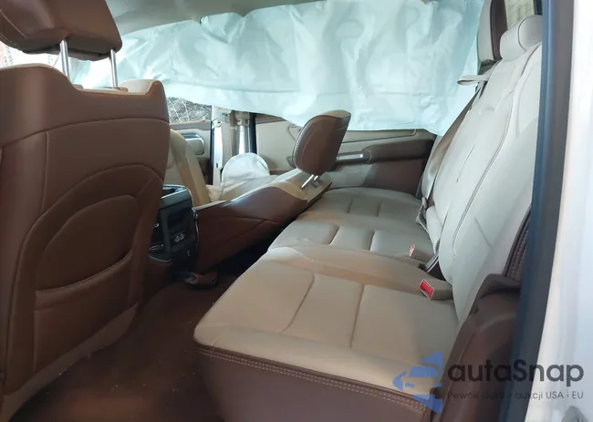 1C6SRFJT8MN511725: 44172891