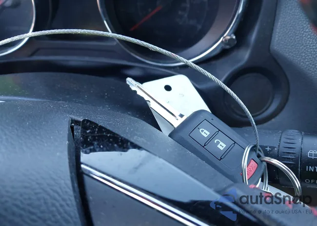 JA4APUAU2NU019362: 44172982