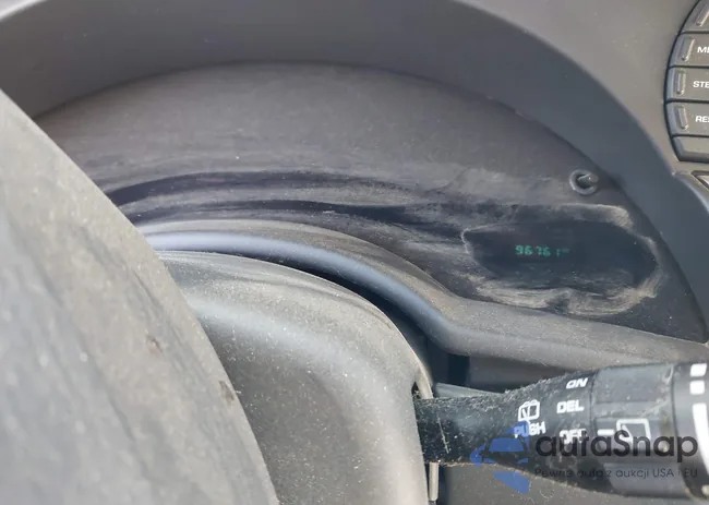 2C8GF68404R523536: 44173032