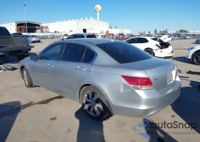 1HGCP2F88AA042091: 44172056