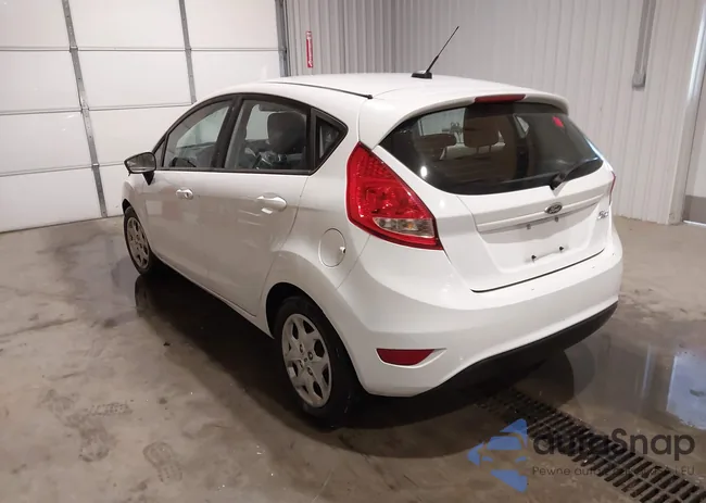 3FADP4TJ3DM215678: 44172150