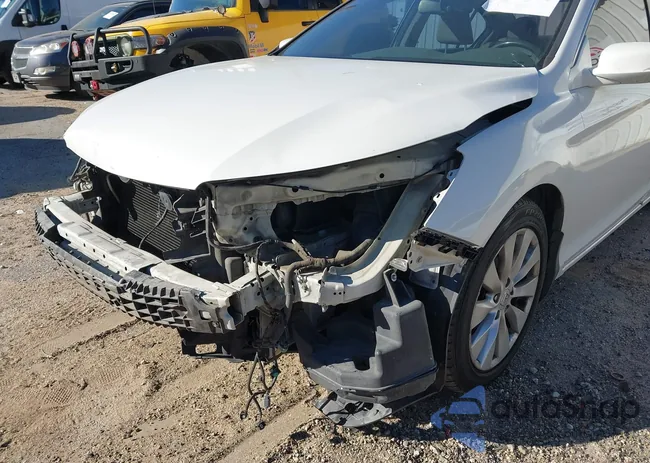 1HGCR2F83DA161018: 44172328