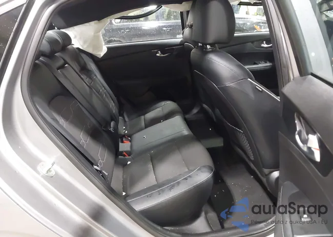 3KPF54AD1PE568702: 44172378