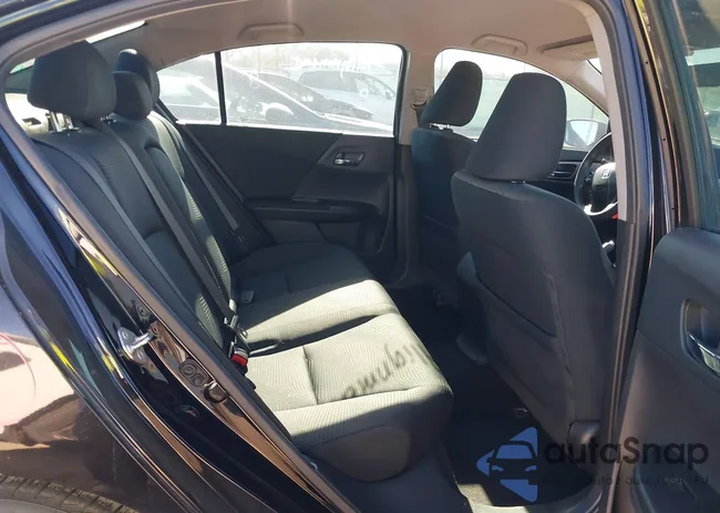 1HGCR2F32FA032985: 44172428