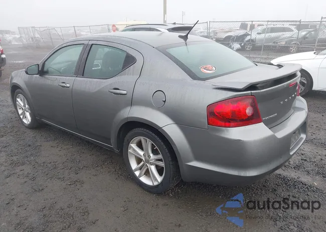 1C3CDZAG1CN315628: 44172432