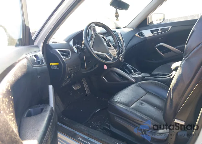 KMHTC6AD9FU222770: 44173503