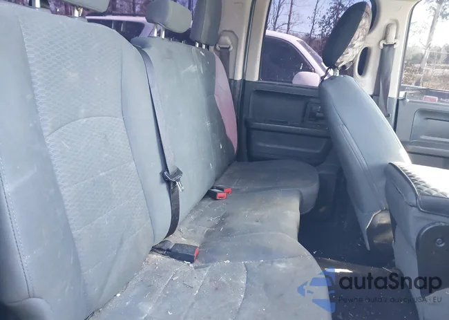 1C6RR6FT9HS610021: 44173529