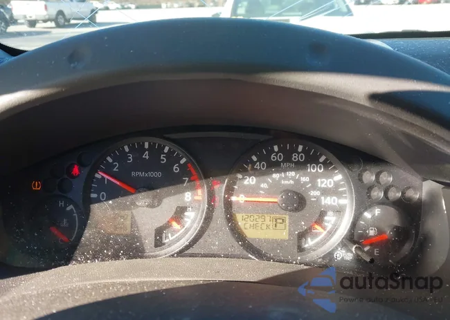 1N6AD0EV0KN707177: 44173653