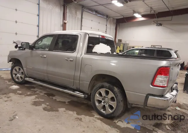 1C6SRFFM9NN288498: 44173730