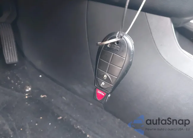 1C4PJLCB0EW158546: 44173739