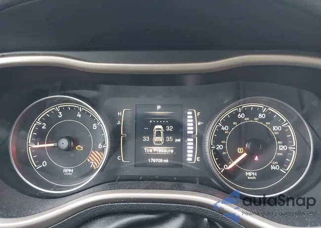 1C4PJLCB0EW158546: 44173739