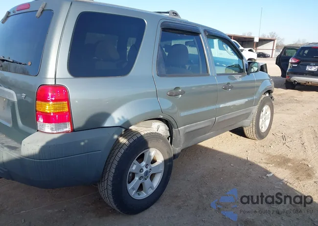 1FMCU93156KA43512: 44173776