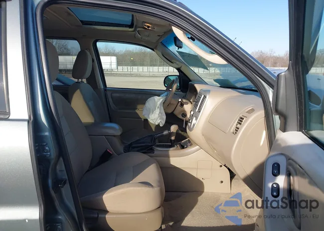 1FMCU93156KA43512: 44173776