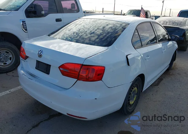 3VW2K7AJ0EM312940: 44173816