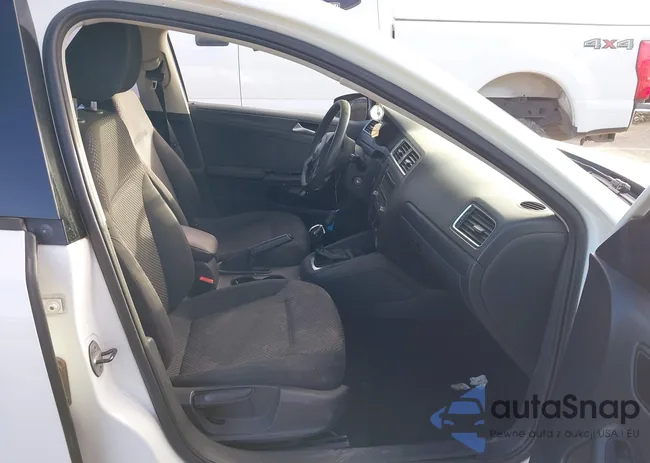 3VW2K7AJ0EM312940: 44173816