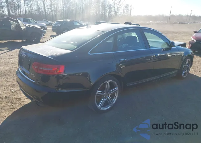 WAUKGAFB1BN022028: 44173856