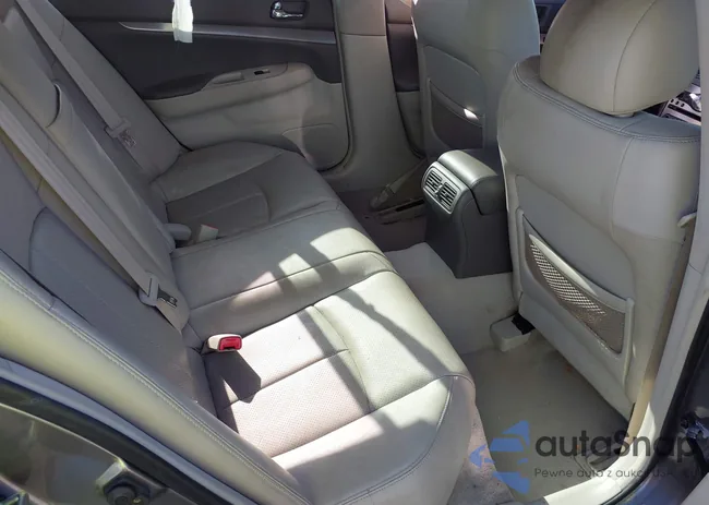 JN1CV6AP0AM407181: 44173875