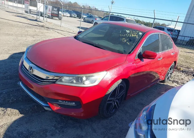 1HGCR2F10HA132133: 44173904