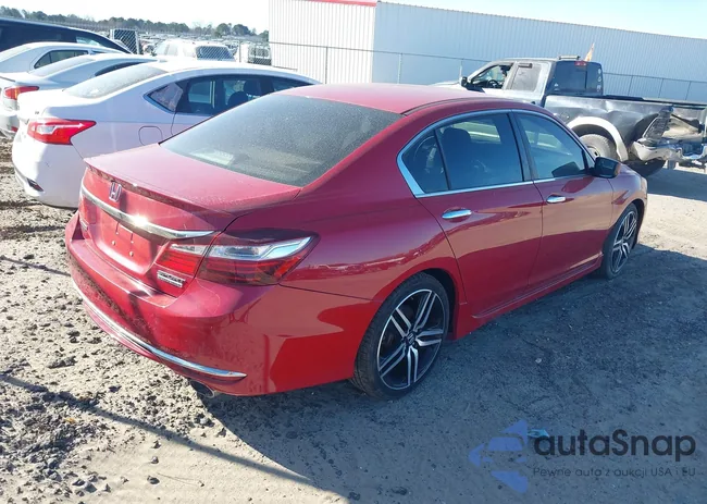 1HGCR2F10HA132133: 44173904