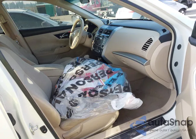 1N4AL3AP9DN504330: 44173931