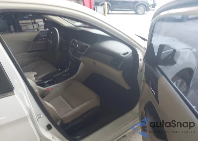 1HGCR2F36EA063493: 44173942