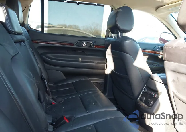 2LMHJ5AT8DBL53306: 44173953