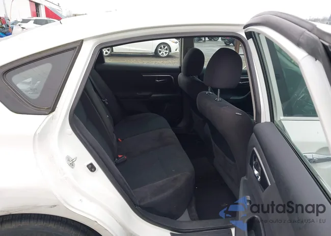 1N4AL3AP9EC125745: 44174036