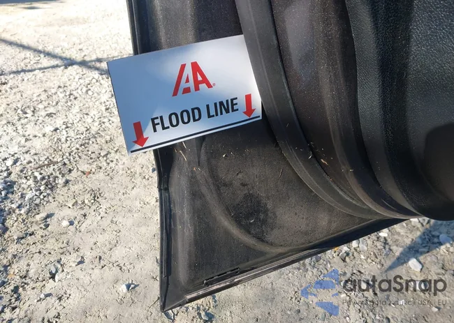 3FA6P0HD5HR270551: 44174038