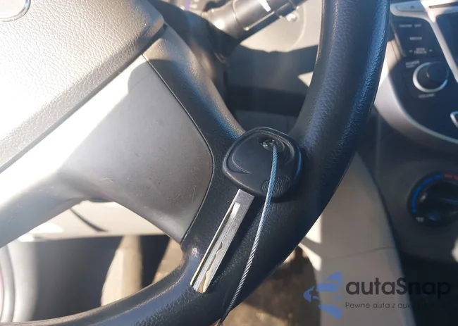 KMHCT4AE7EU603285: 44173090