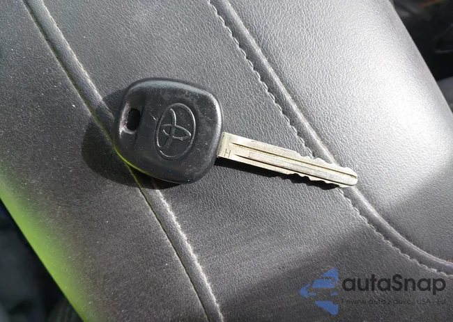 2T1BURHE7EC203742: 44173115