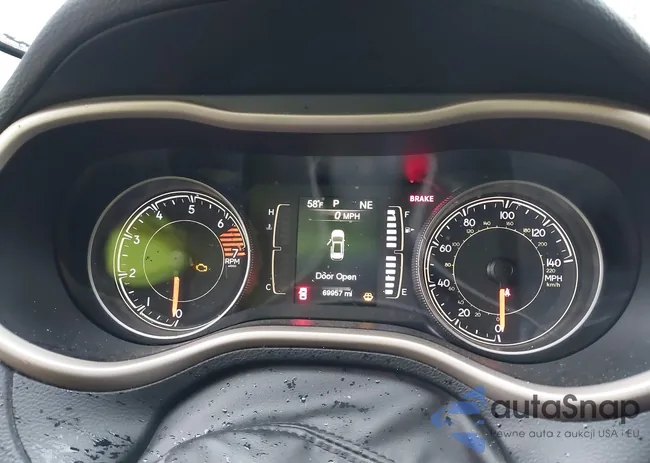 1C4PJLAB5HW502668: 44173129