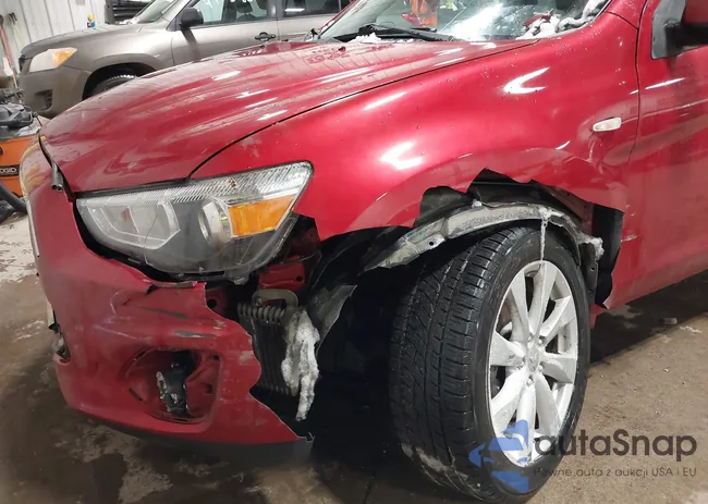 4A4AP3AU9EE026957: 44173185