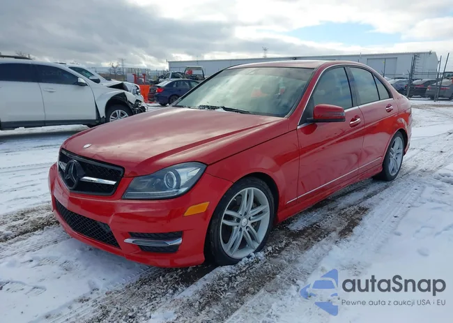 WDDGF8AB8DR247057: 44173195