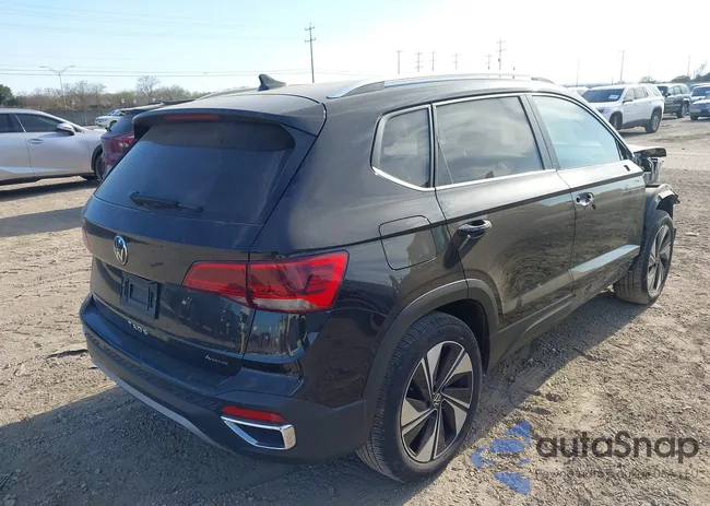 3VVUX7B21RM018555: 44173289