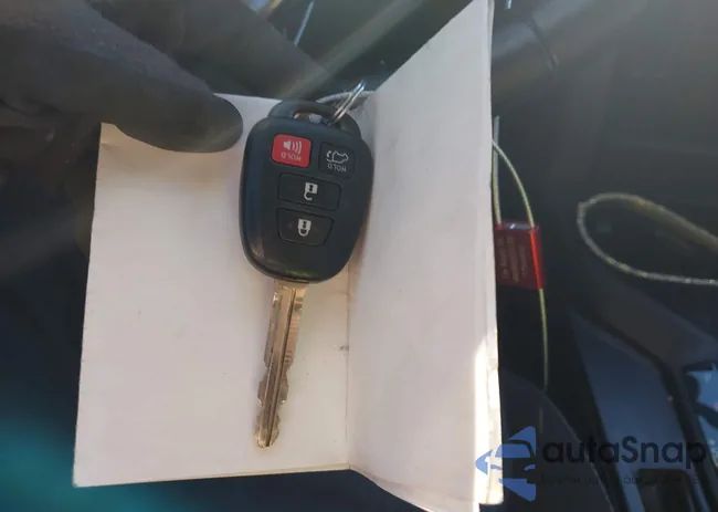 JTMWFREV3HD104066: 44173355