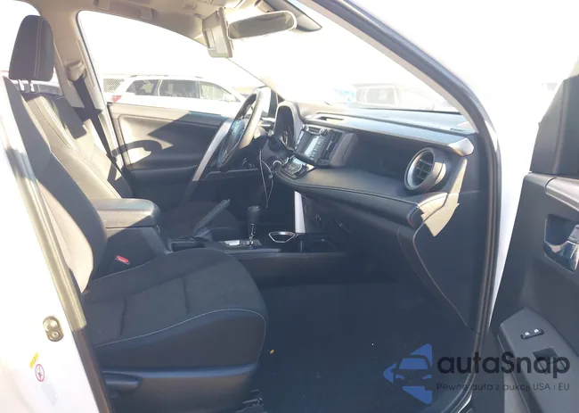 JTMWFREV3HD104066: 44173355