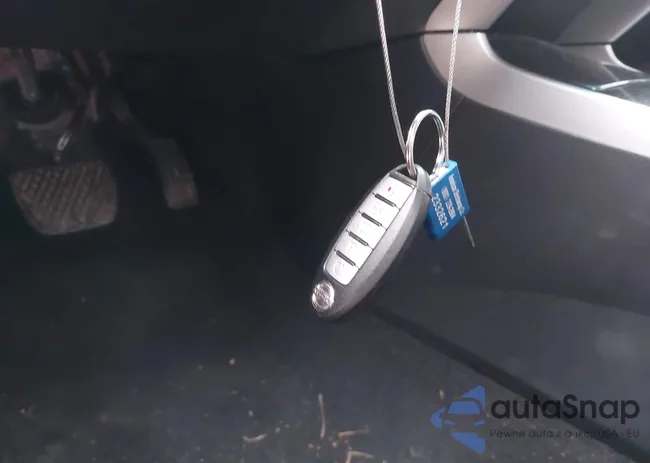 1N4AL3AP8EC190490: 44174451