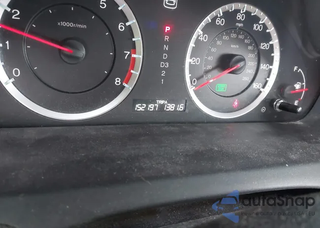 1HGCP2F43BA097210: 44174489