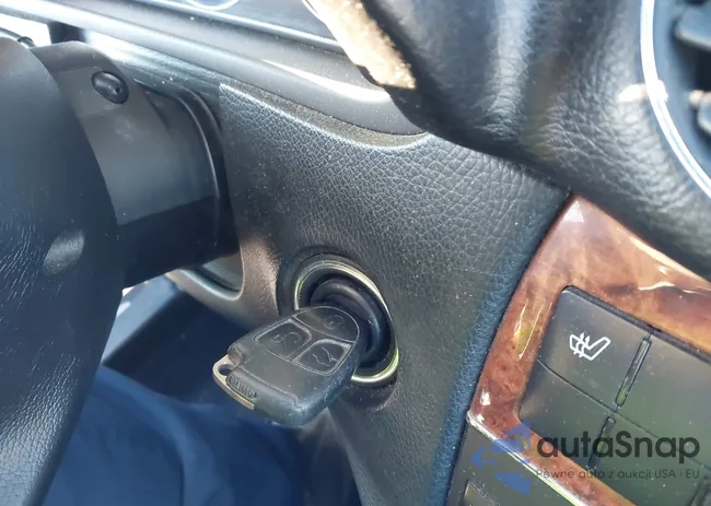 WDBTK56G66TO69693: 44174536