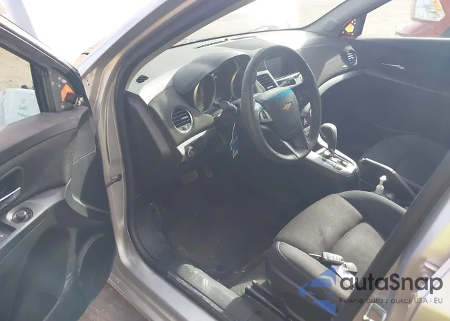 1G1PE5SB1G7198822: 44174615