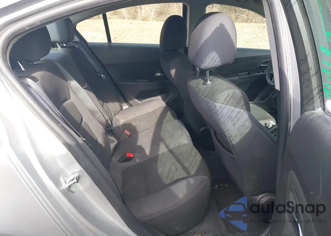 1G1PE5SB1G7198822: 44174615