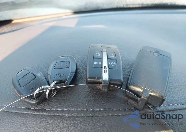 1LNHL9DR4BG609461: 44174645