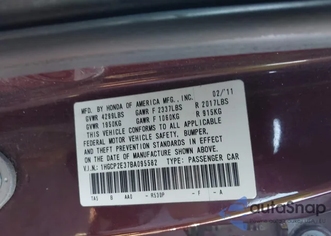 1HGCP2E37BA095582: 44174685