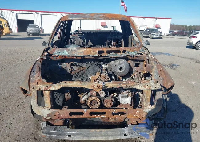 1C6RR7FT2ES156065: 44174687