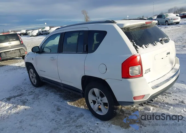 1C4NJDCB9CD675723: 44174721