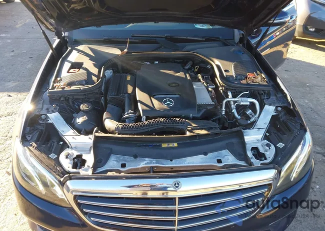 WDDZF4JB4HA238636: 44174728